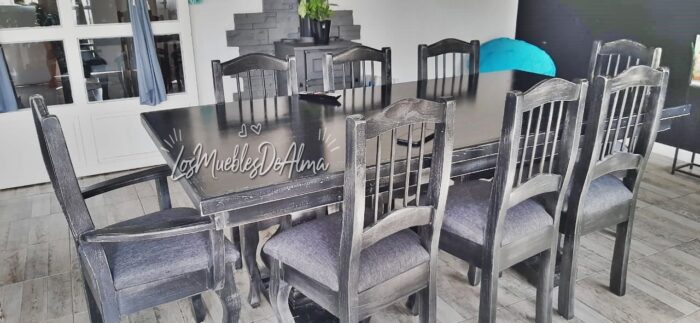 Mesa Restoration de 1,60x.090 con 6 Sillas y Dos sillones Frances